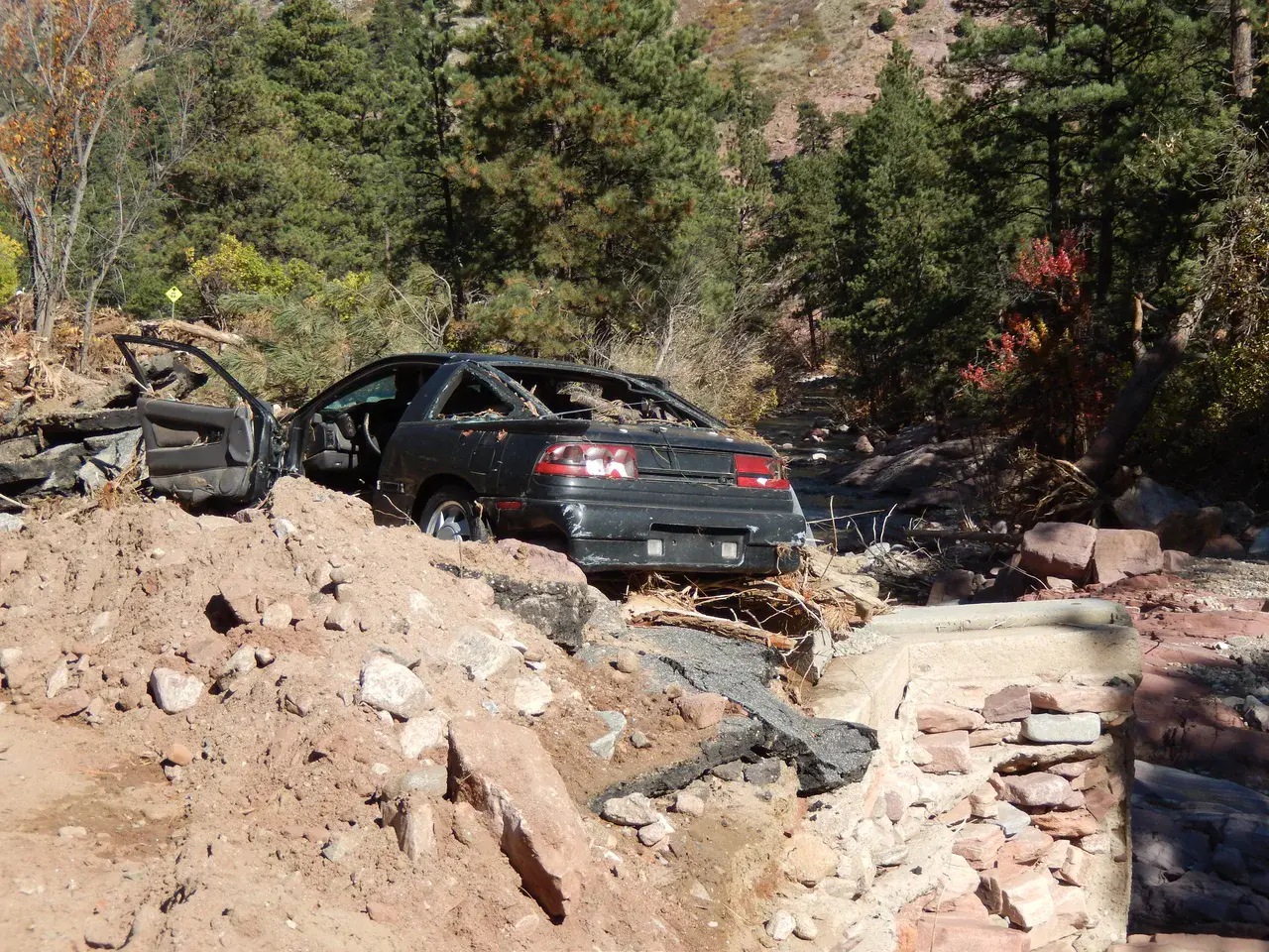 Damage casued by September 2013 flooding near Boulder, Colorado USA (Credit: Terri Cook via Imaggeo)