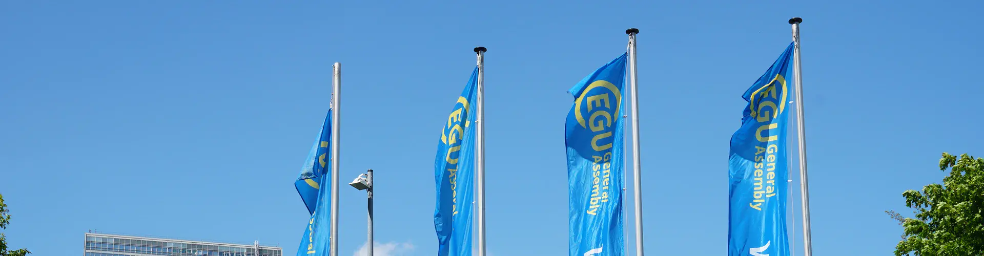 EGU flags (Credit: EGU/Foto Pfluegl)