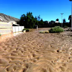 Sedimentary record of catastrophic floods in the Atacama Desert