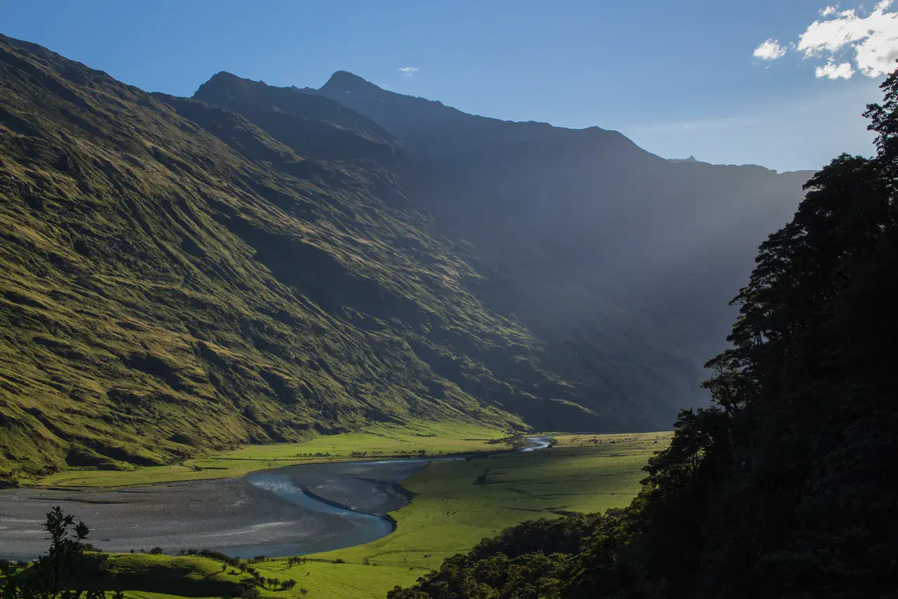 Mount Aspiring Glacier Valley, Aotearoa New Zealand (Credit: Markus Benninghoff via immageo.egu.eu)