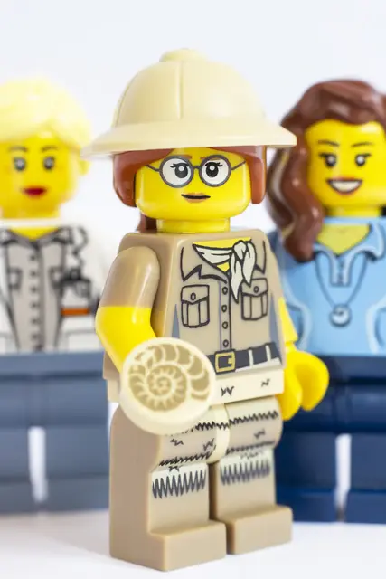 Women in the workforce (Credit: Courtesy of Stacy Phillips, EGU 2020 Virtual Artist in Residence @Shtacy_Phillips)