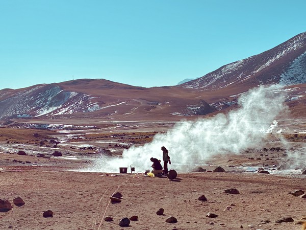 Revealing geyser dynamics at The Three Vicuñas Wouter Deleersnyder.jpg