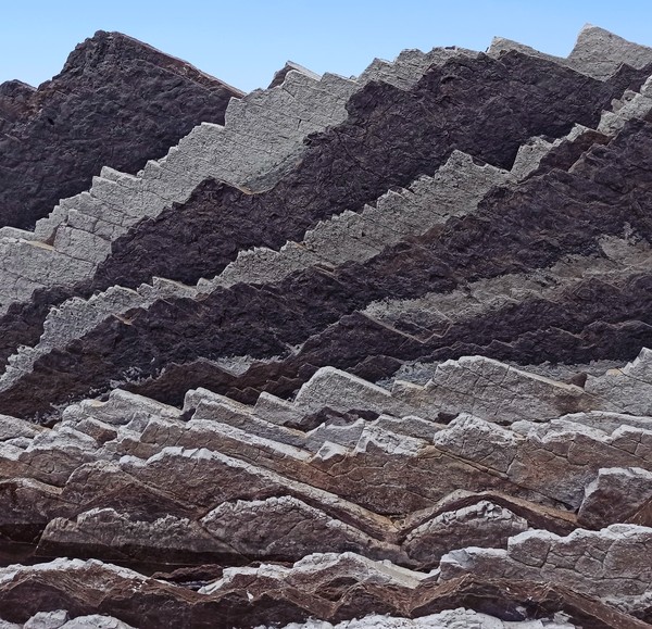 Stylized 'mountains' of the Basque Coast, Maela Baldan.jpg
