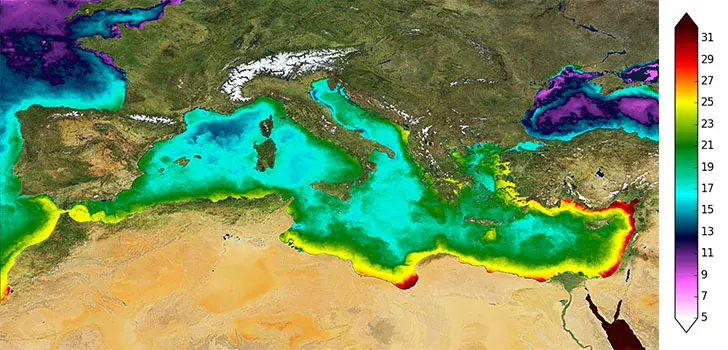 A day's sea surface temperature values in the Mediterranean in October 2011 (Credit: Land: ESA;  Sea: Medspiration/ESA/Ifremer)