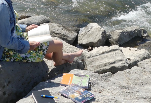 Chloe reading at Isar 2 cropped.jpeg